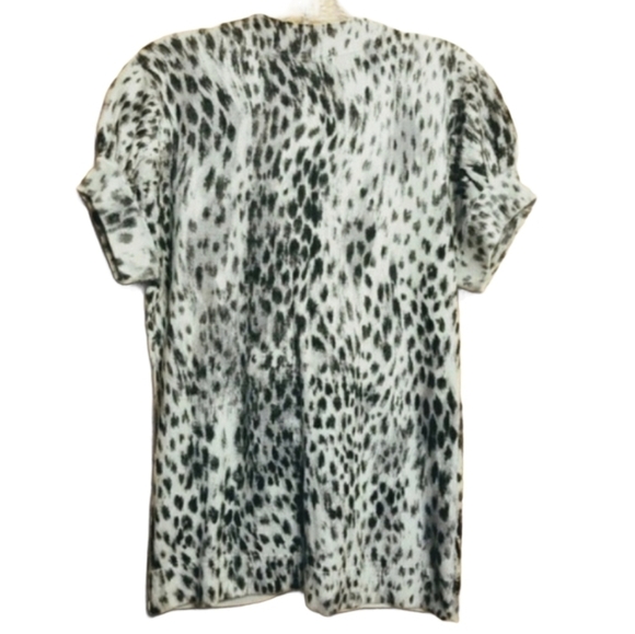 Kenneth Cole | Animal Print Silk Blend Short Sleeve Cardigan Sweater (Medium) - Picture 8 of 8